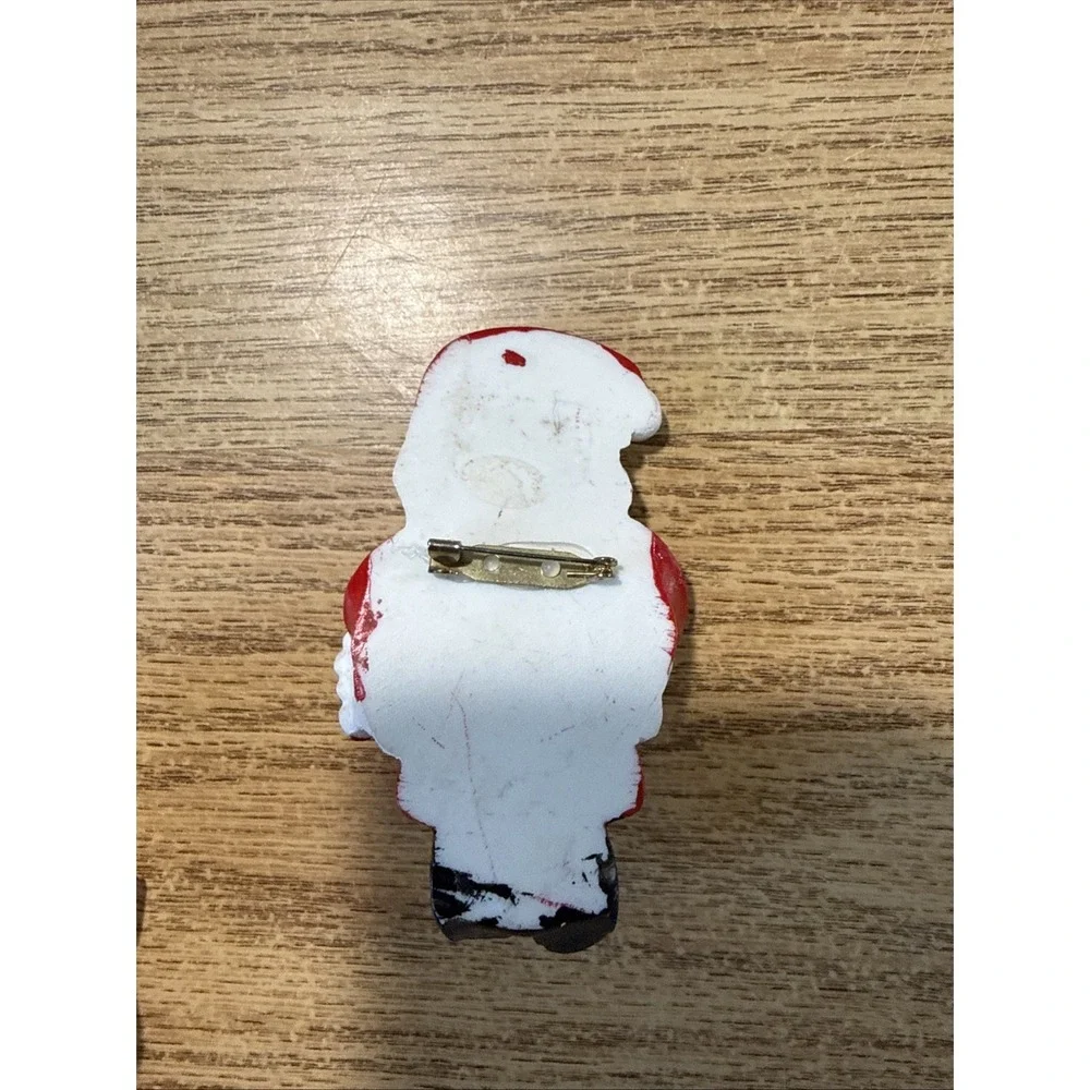 Vintage Santa Claus Brooch Red White Enamel Christmas Holiday Pin